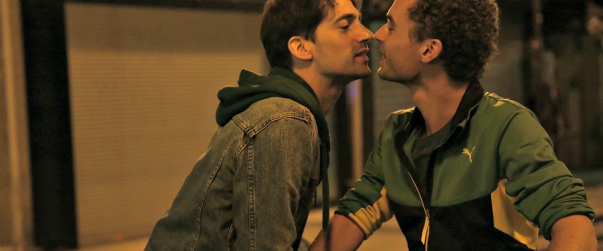 دانلود فیلم Paris 05:59: Theo & Hugo 2016 (پاریس ۰۵:۵۹: تئو و اوگو 2016) بدون سانسور با زیرنویس فارسی