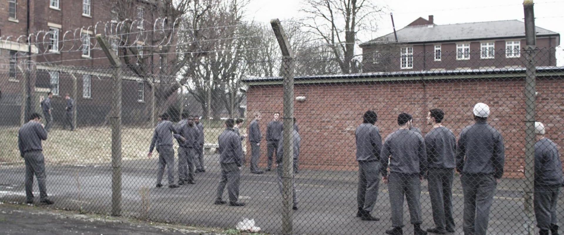 دانلود فیلم Offender 2012 (متخلف 2012) بدون سانسور با زیرنویس فارسی