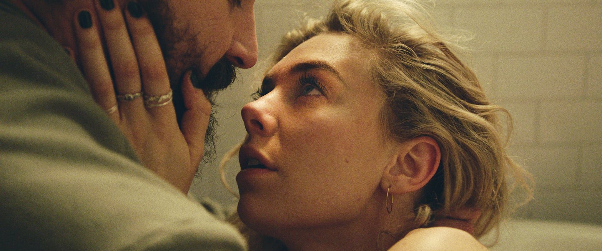 دانلود فیلم Pieces of a Woman 2020 (تکه‌های یک زن 2020) بدون سانسور با زیرنویس فارسی