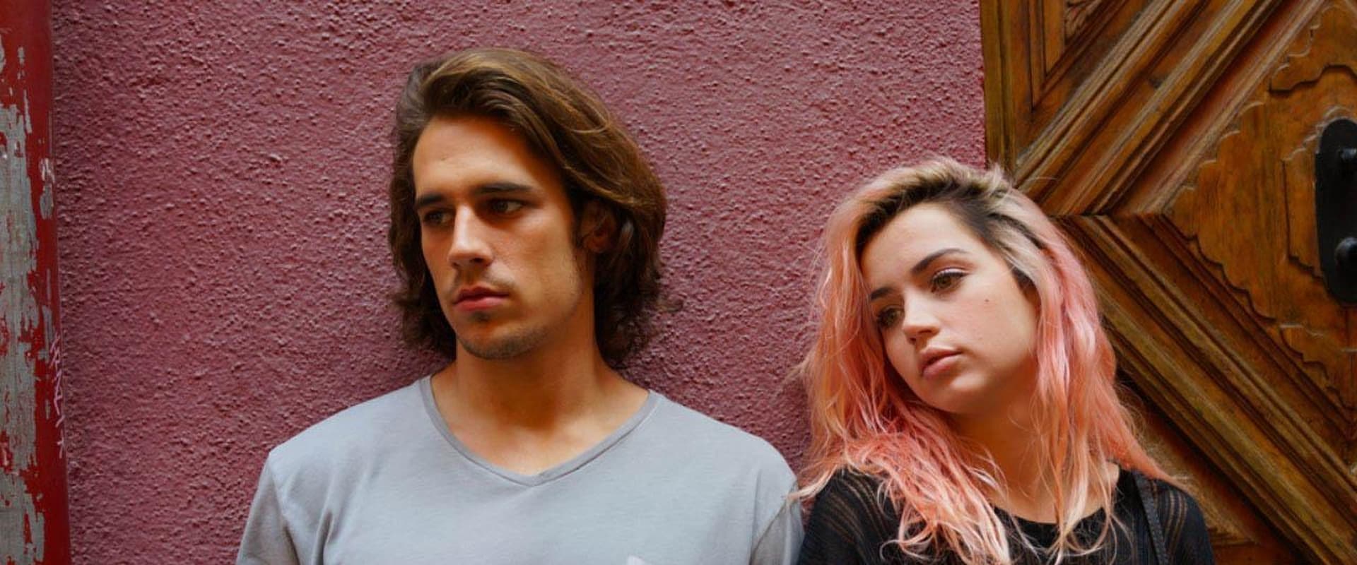 دانلود فیلم For a Handful of Kisses 2014 (به خاطر چند بوسه 2014) بدون سانسور با زیرنویس فارسی