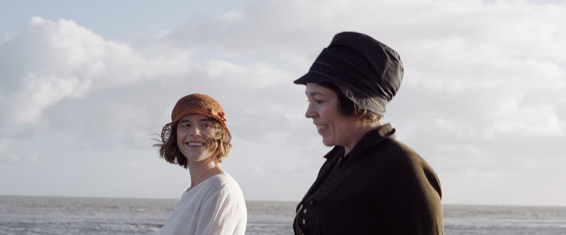 دانلود فیلم Wicked Little Letters 2023 (نامه های کوچک شرور 2023) بدون سانسور با زیرنویس فارسی