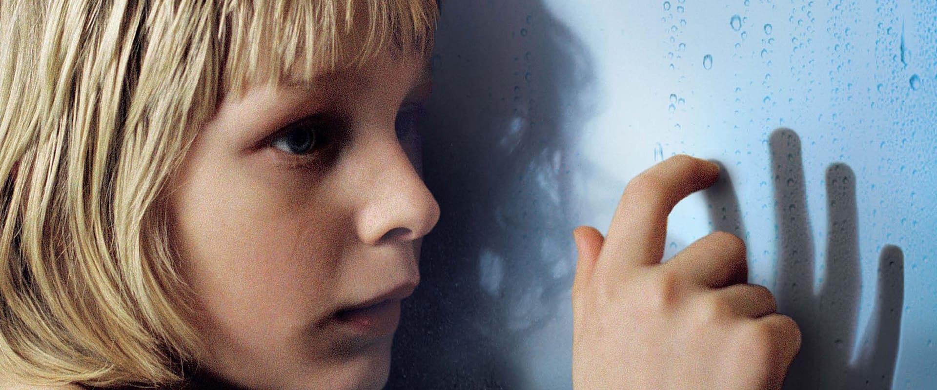 دانلود فیلم Let the Right One In 2008 (آدم درست را راه بده 2008) بدون سانسور با زیرنویس فارسی