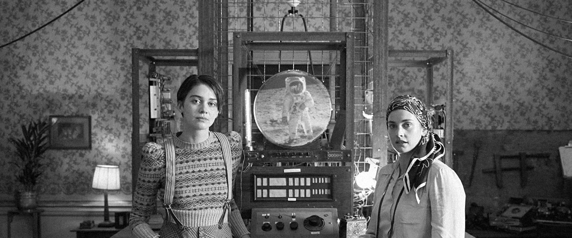 دانلود فیلم Lola 2022 (لولا  2022) بدون سانسور با زیرنویس فارسی