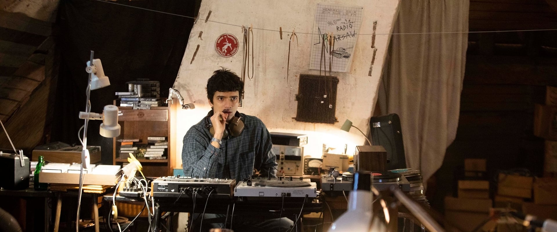 دانلود فیلم Magnetic Beats 2021 (ضربان مغناطیسی 2021) بدون سانسور با زیرنویس فارسی