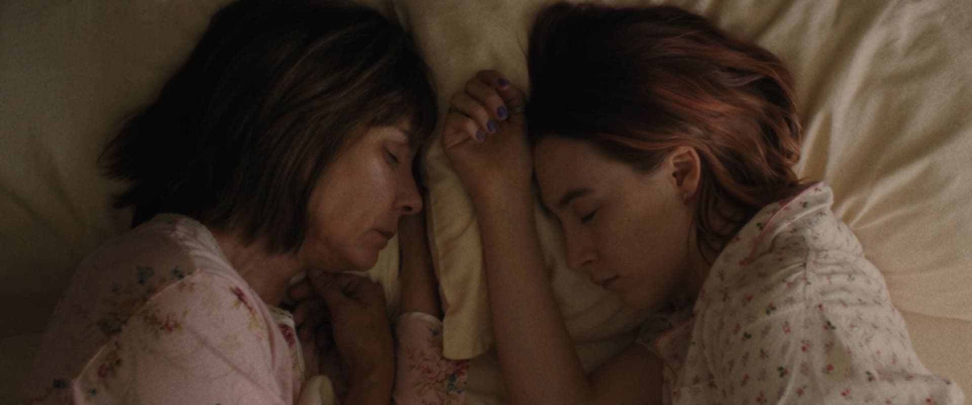 دانلود فیلم Lady Bird 2017 (لیدی برد 2017) بدون سانسور با زیرنویس فارسی