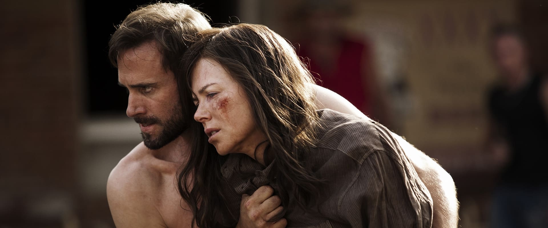 دانلود فیلم Strangerland 2015 (سرزمین عجیب 2015) بدون سانسور با زیرنویس فارسی