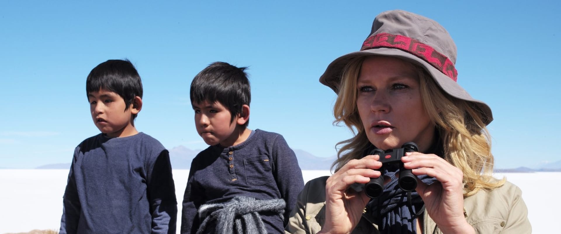 دانلود فیلم Salt and Fire 2016 (نمک و آتش 2016) بدون سانسور با زیرنویس فارسی