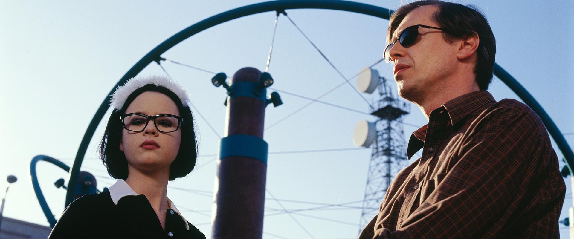 دانلود فیلم Ghost World 2001 (دنیای روح 2001) بدون سانسور با زیرنویس فارسی