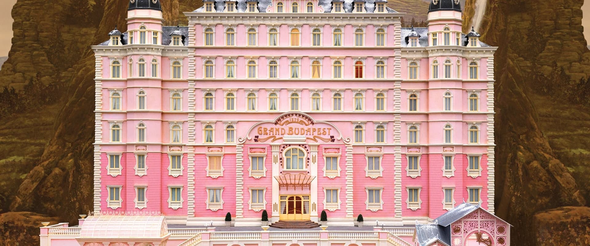 دانلود فیلم The Grand Budapest Hotel 2014 (هتل بزرگ بوداپست 2014) بدون سانسور با زیرنویس فارسی