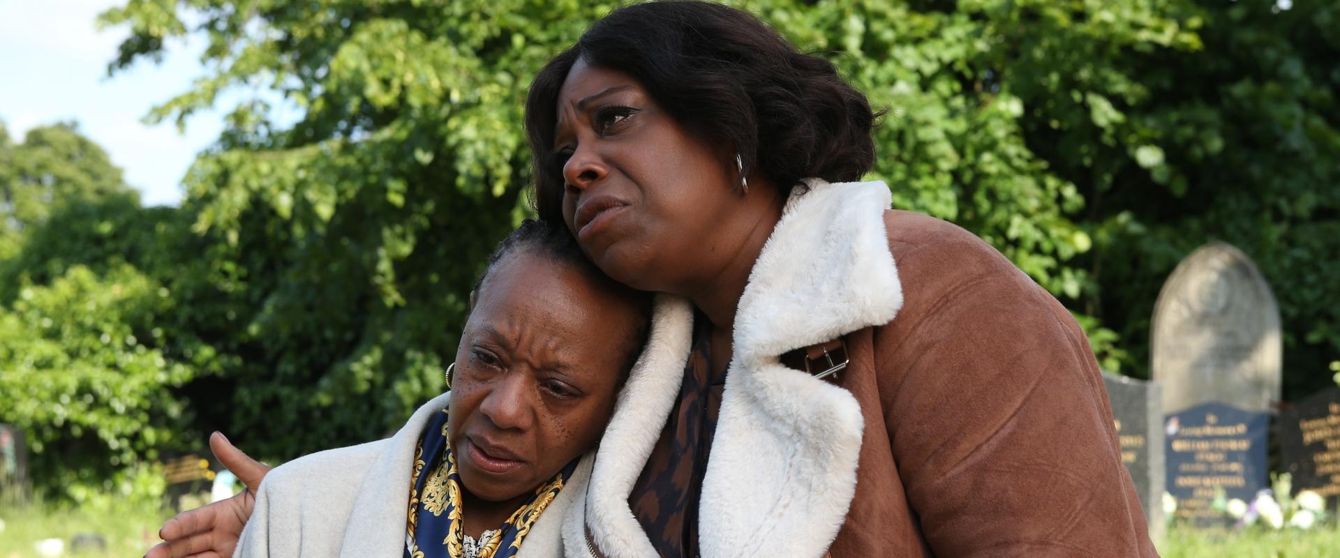 دانلود فیلم Hard Truths 2024 (حقایق خلق 2024) بدون سانسور با زیرنویس فارسی