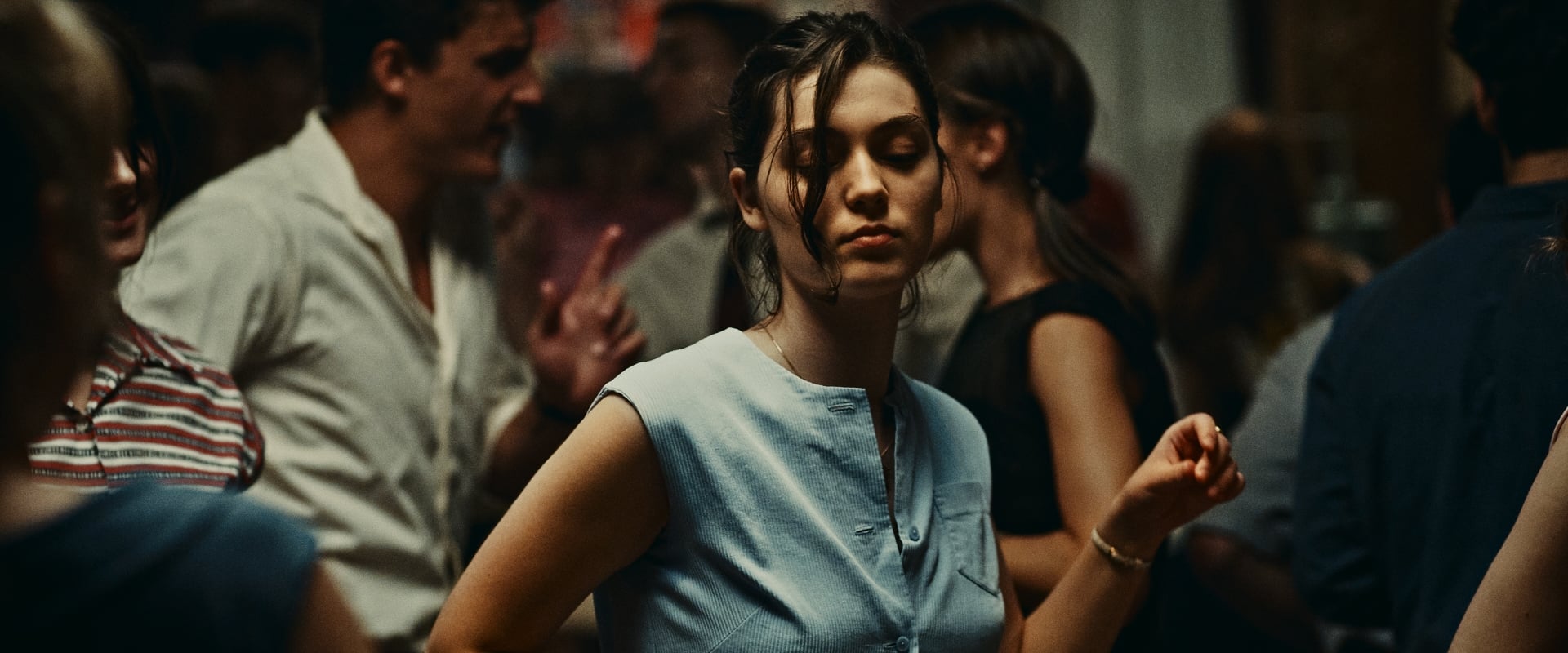 دانلود فیلم Happening 2021 (رویداد 2021) بدون سانسور با زیرنویس فارسی