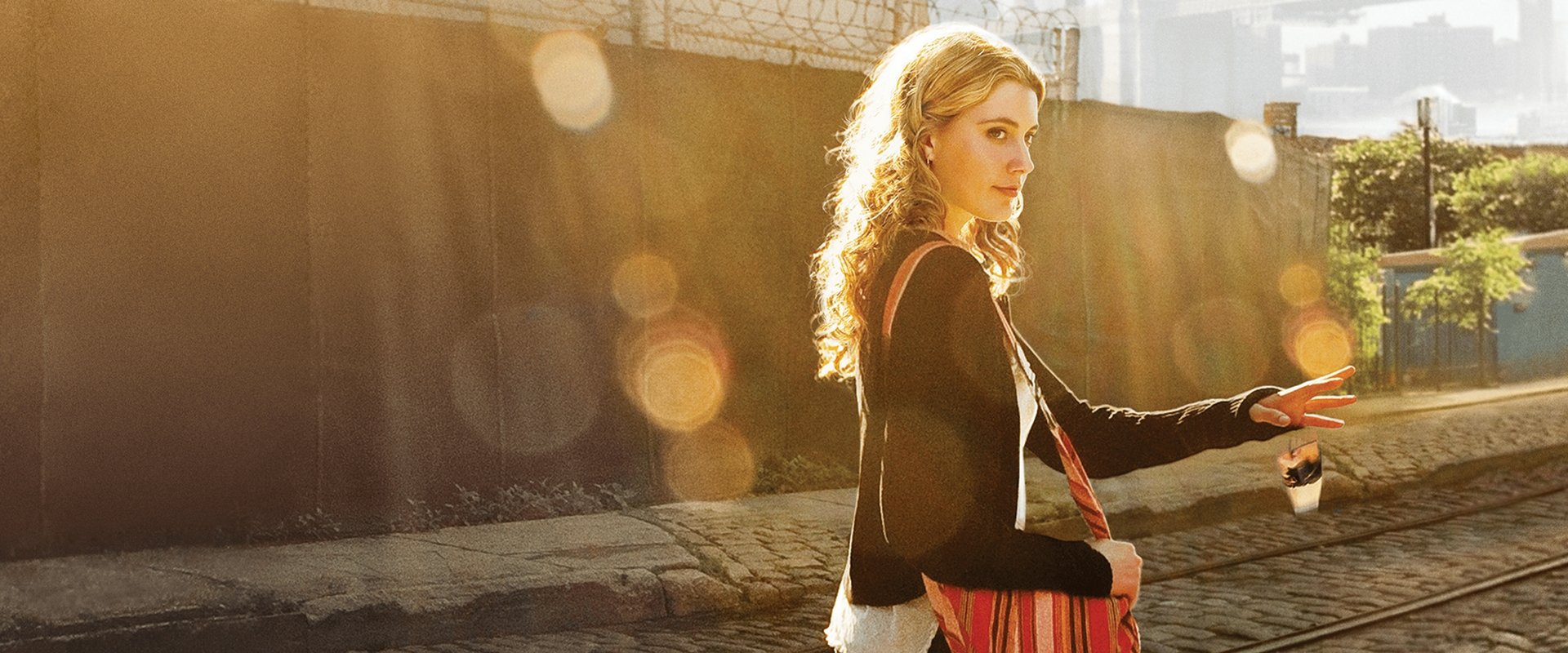 دانلود فیلم Lola Versus 2012 (لولا در مقابل 2012) بدون سانسور با زیرنویس فارسی