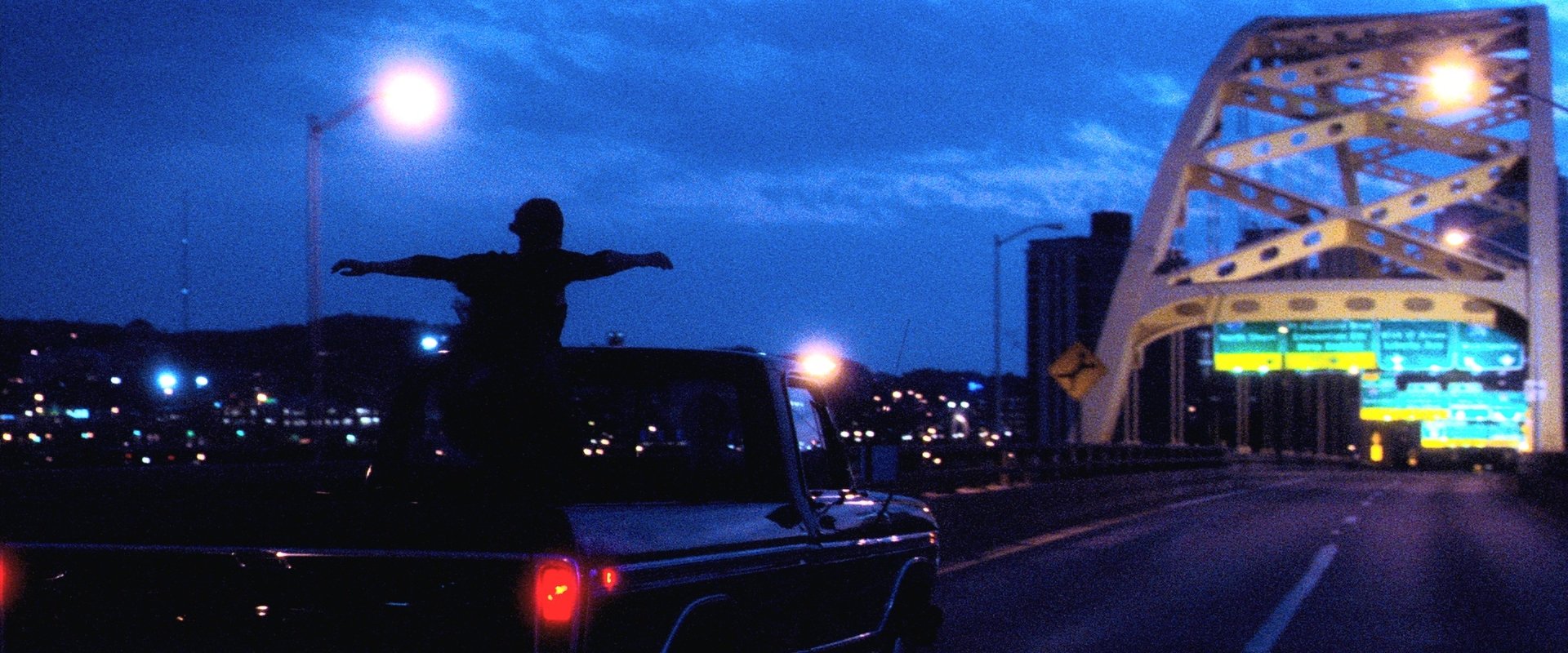 دانلود فیلم The Perks of Being a Wallflower 2012 (مزایای گوشه‌گیر بودن 2012) بدون سانسور با زیرنویس فارسی