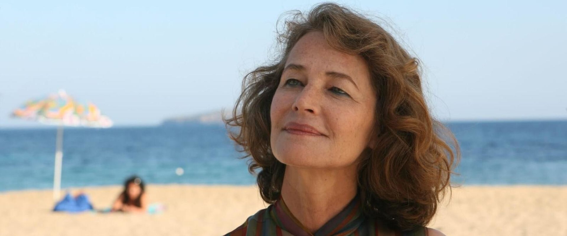 دانلود فیلم Under the Sand 2000 (زیر شن 2000) بدون سانسور با زیرنویس فارسی