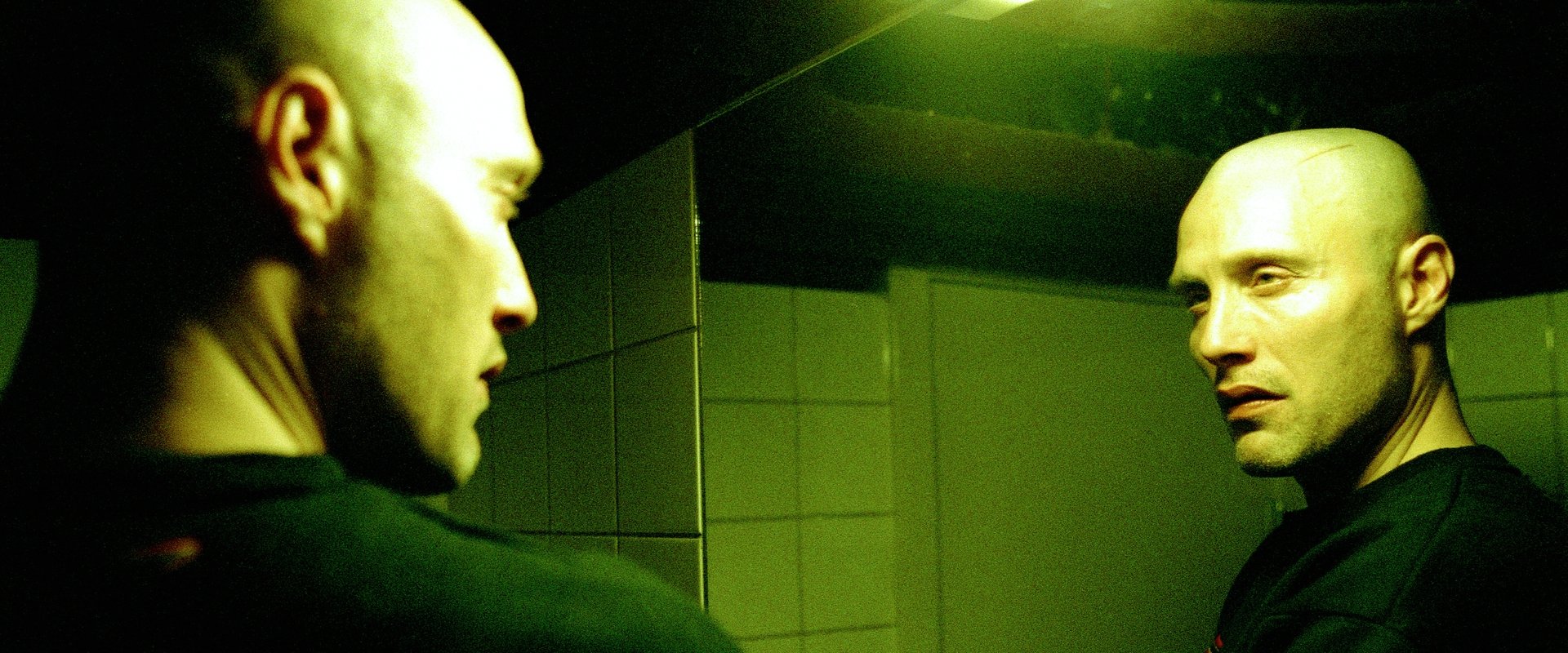 دانلود فیلم Pusher II 2004 (موادفروش ۲ 2004) بدون سانسور با زیرنویس فارسی