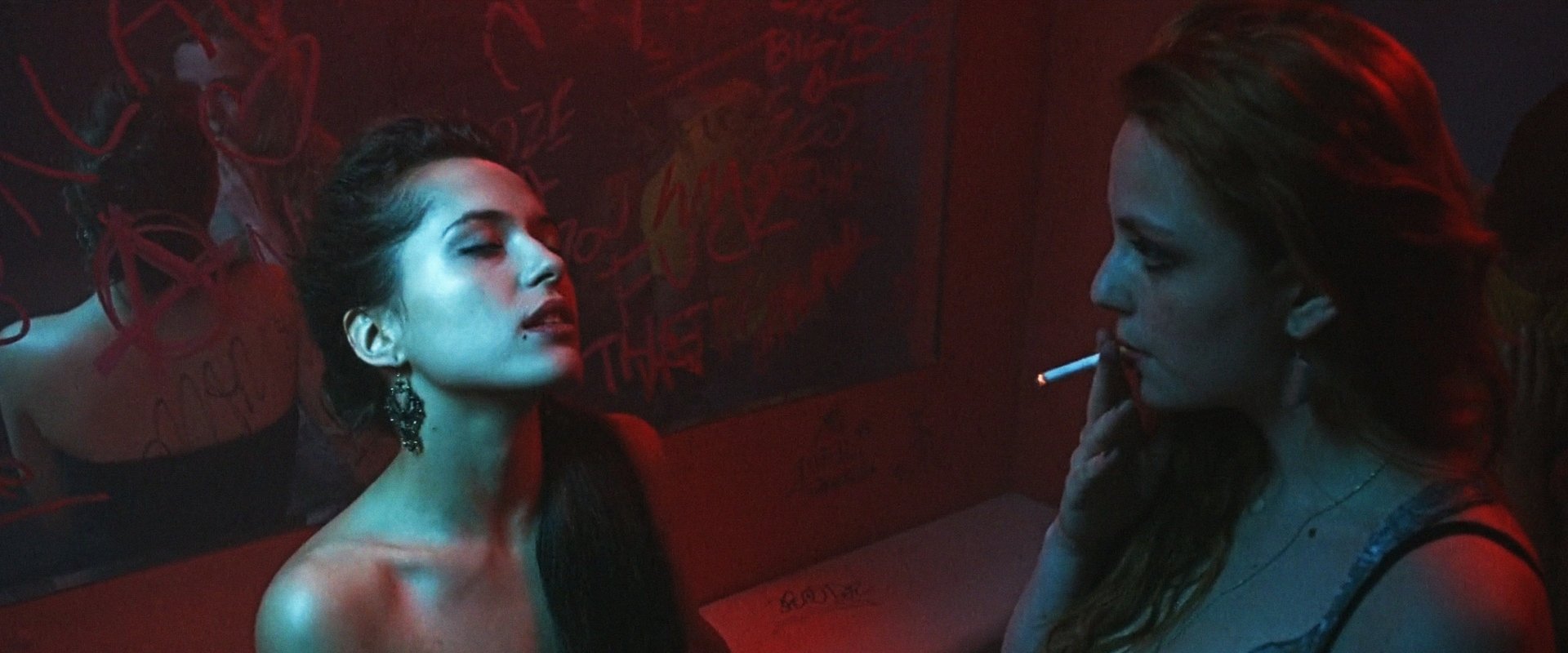 دانلود فیلم Big Love 2012 (عشق بزرگ 2012) بدون سانسور با زیرنویس فارسی