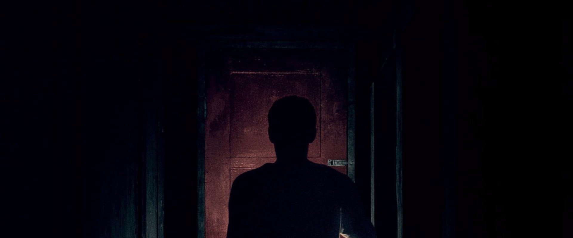 دانلود فیلم It Comes at Night 2017 (شب ها می آید 2017) بدون سانسور با زیرنویس فارسی