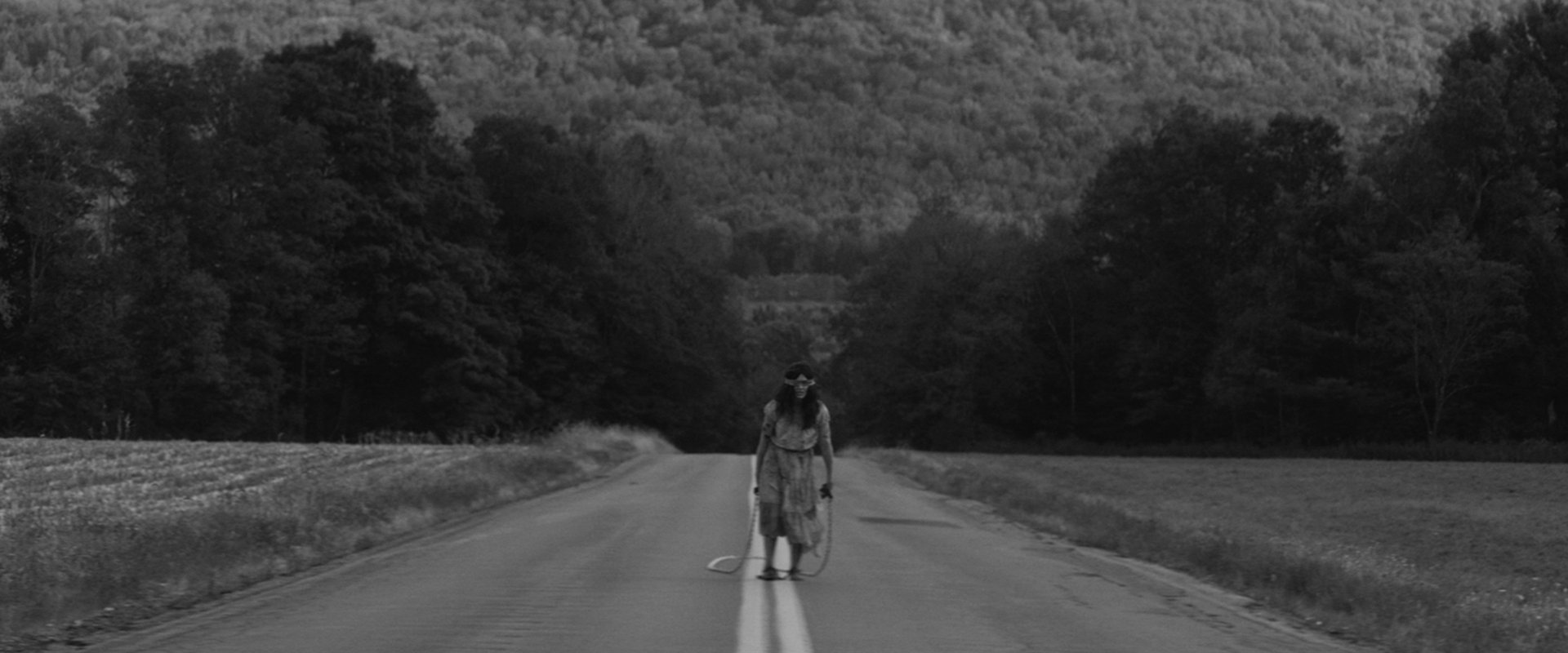 دانلود فیلم The Eyes of My Mother 2016 (چشم‌های مادرم 2016) بدون سانسور با زیرنویس فارسی