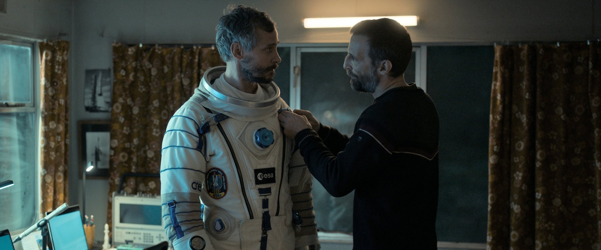 دانلود فیلم The Astronaut 2022 (فضانورد 2022) بدون سانسور با زیرنویس فارسی