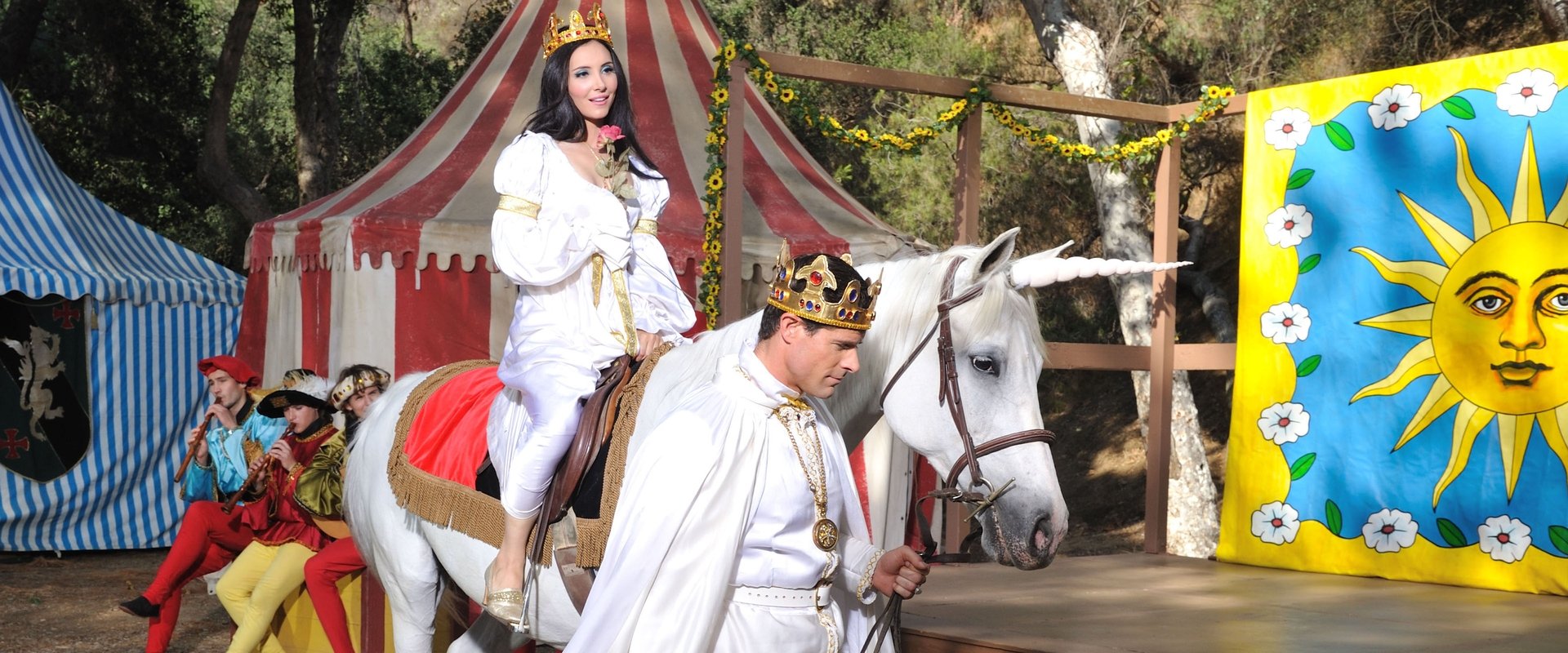 دانلود فیلم The Love Witch 2016 (عشق ساحره 2016) بدون سانسور با زیرنویس فارسی