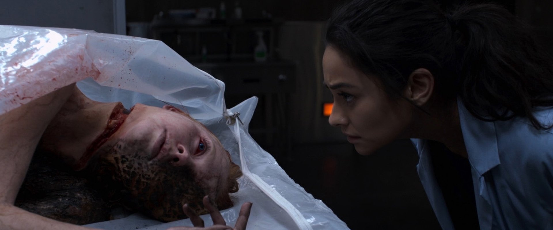 دانلود فیلم The Possession of Hannah Grace 2018 (تسخیر هانا گریس 2018) بدون سانسور با زیرنویس فارسی