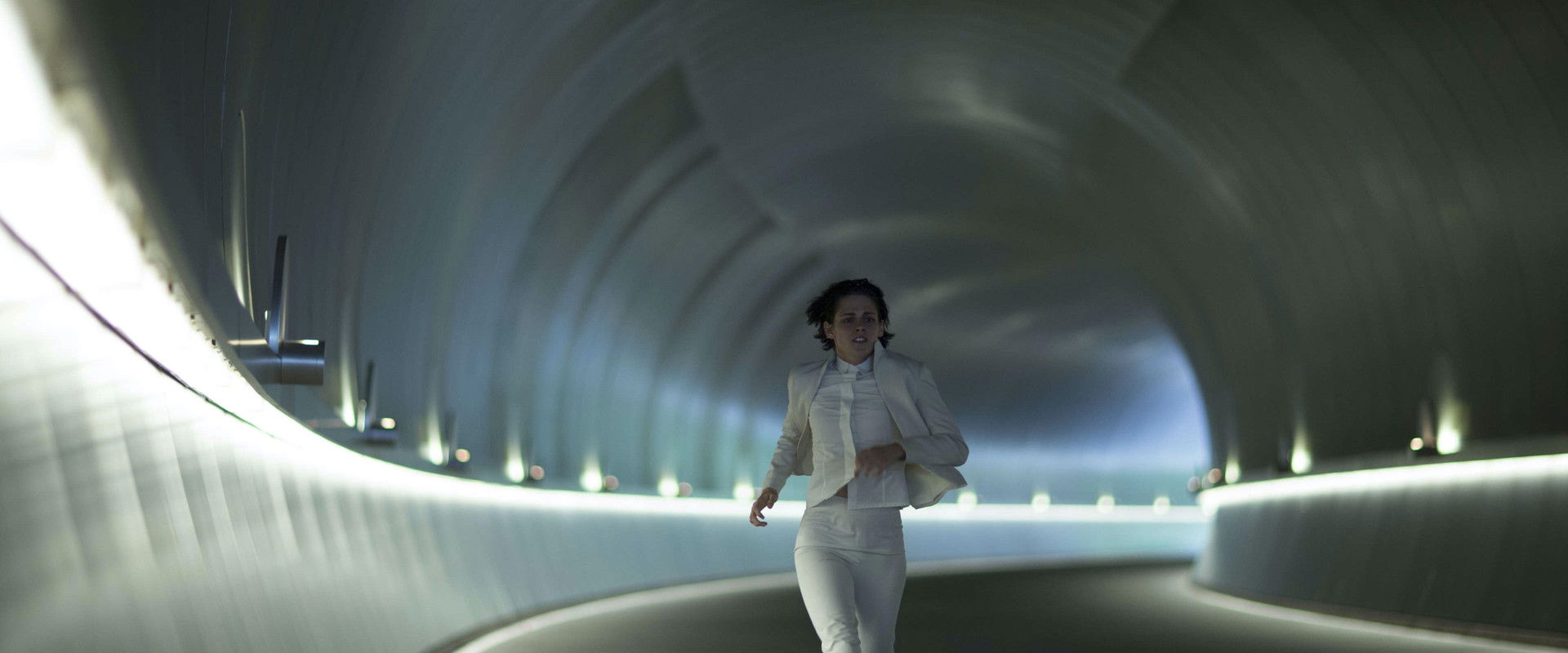 دانلود فیلم Equals 2015 (برابرها 2015) بدون سانسور با زیرنویس فارسی