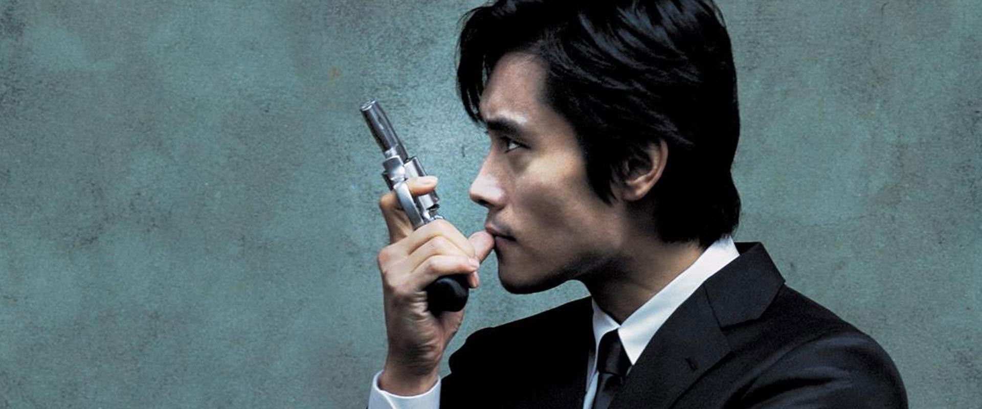 دانلود فیلم A Bittersweet Life 2005 (زندگی تلخ و شیرین 2005) بدون سانسور با زیرنویس فارسی